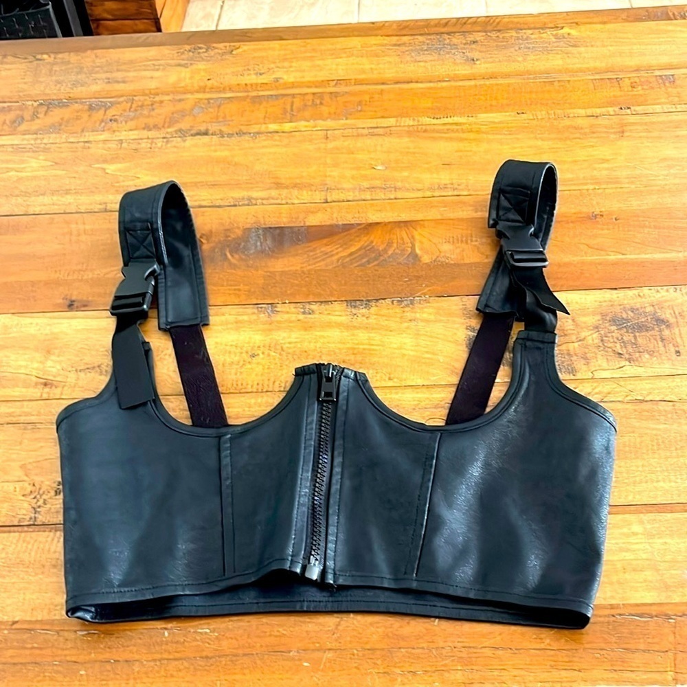 Forever 21 goth bra, size medium